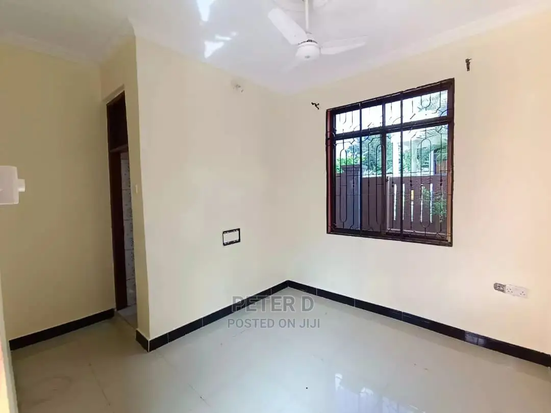 1bdrm Apartment in Kimara for rent