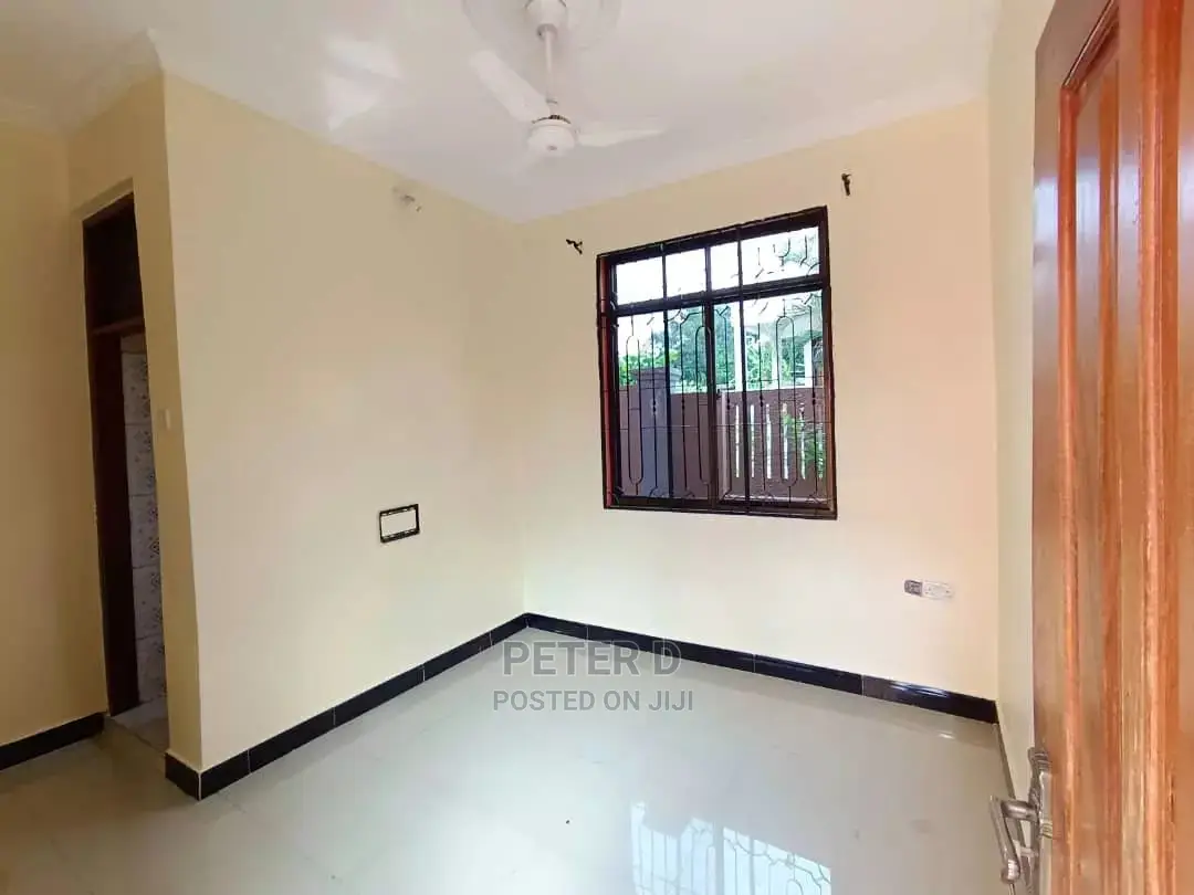 1bdrm Apartment in Kimara for rent