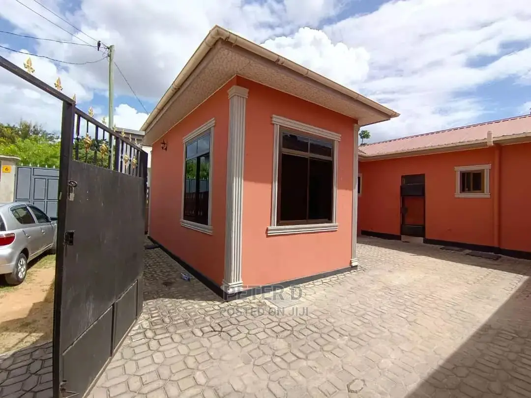 1bdrm Apartment in Kimara for rent