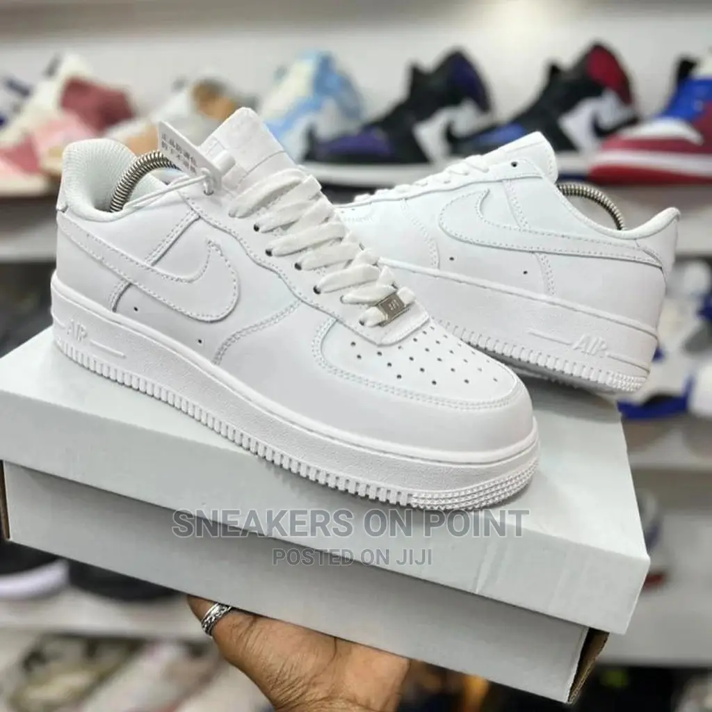 Nike Air Force 1