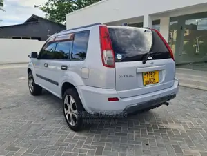 Nissan X-Trail 2.0 2004 Silver