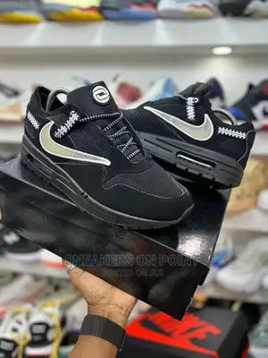 *Nike Travis Scott* *Airmax* *Size 40,41,42,43,44,45*