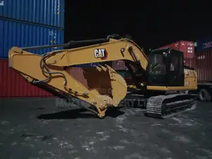 Bland New Caterpillar 323D3