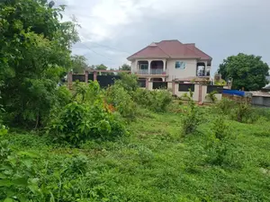 Kiwanja Kizuri Kinauzwa Goba Kulangwa