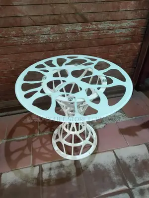 Coffee Table Juu Kioo