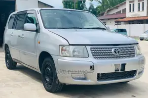 Toyota Succeed 2004 Silver