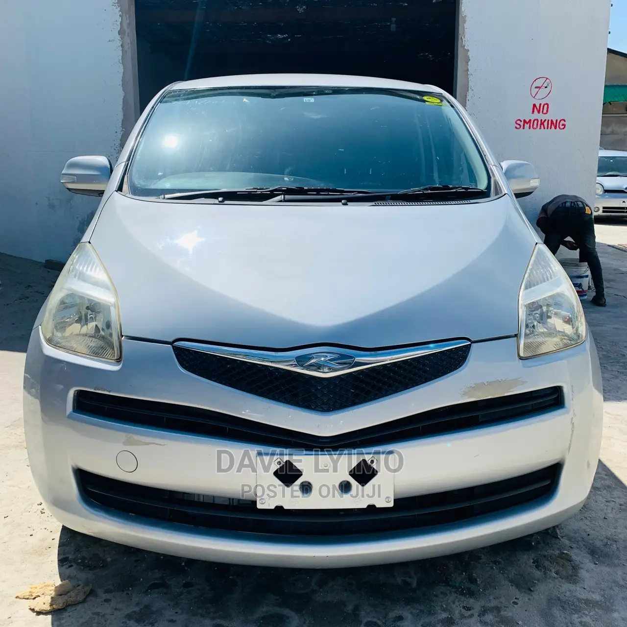 Toyota Ractis 1.5 AWD 2005 Silver