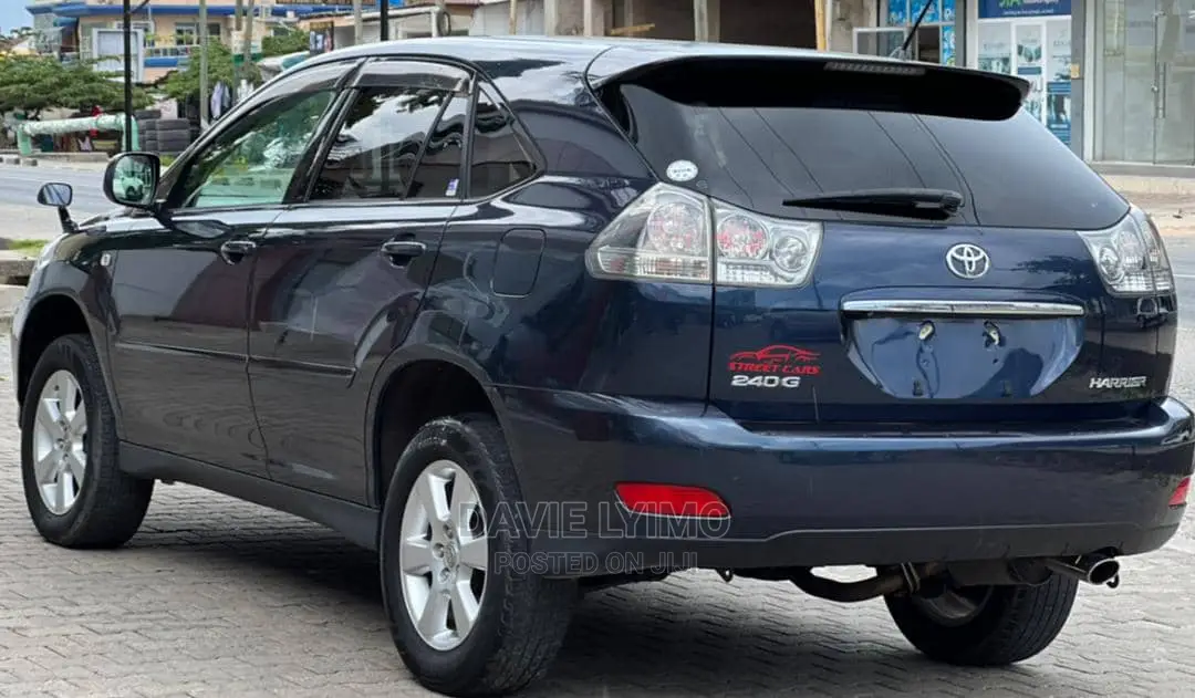 Toyota Harrier 2.4 2005 Gray