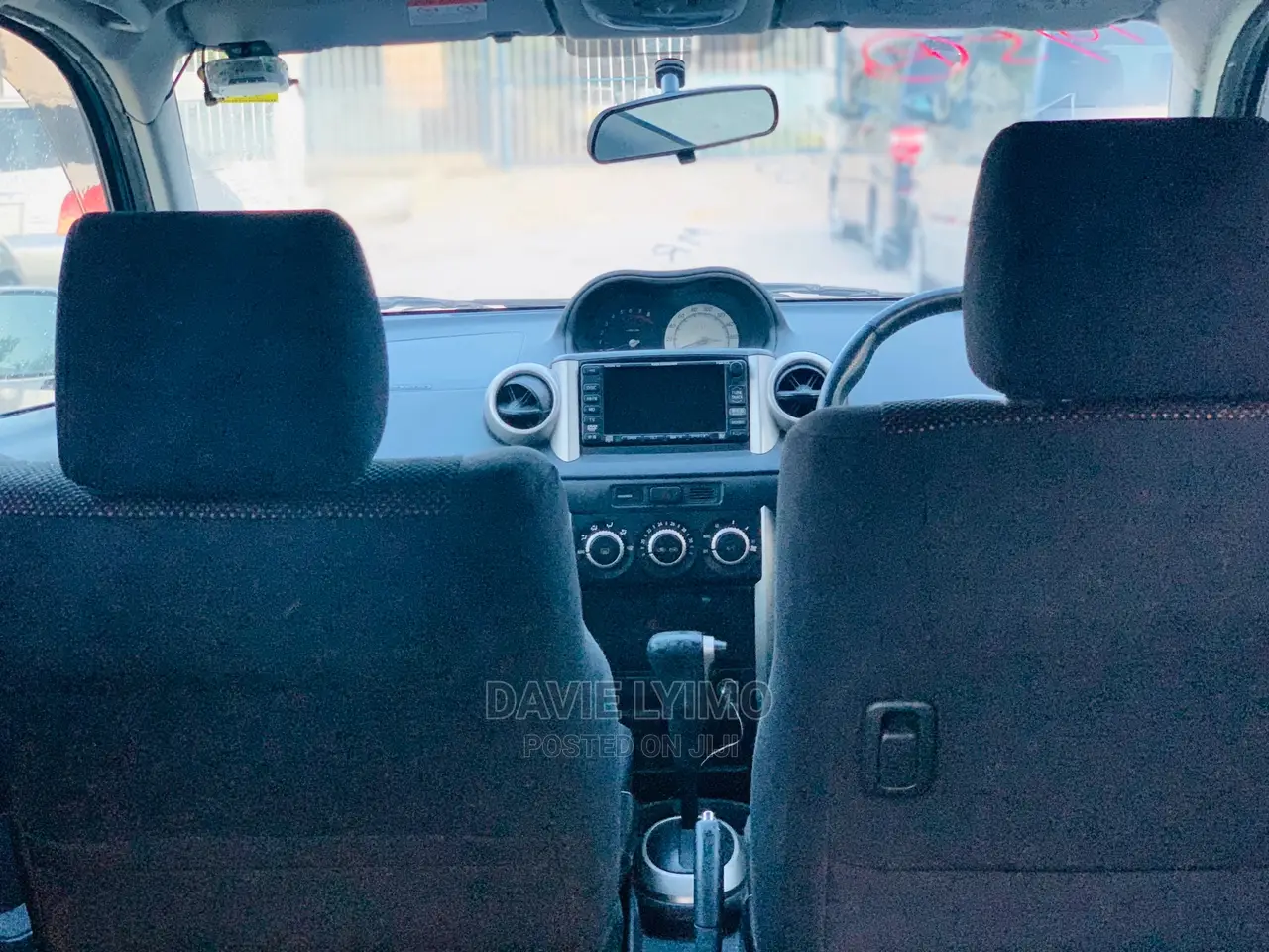 Toyota IST 2003 Silver