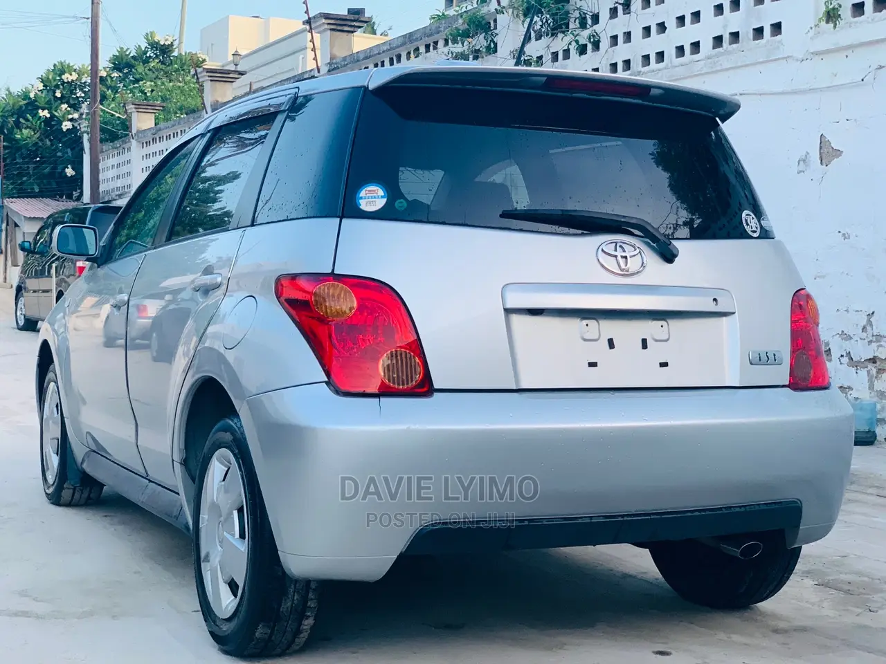 Toyota IST 2003 Silver