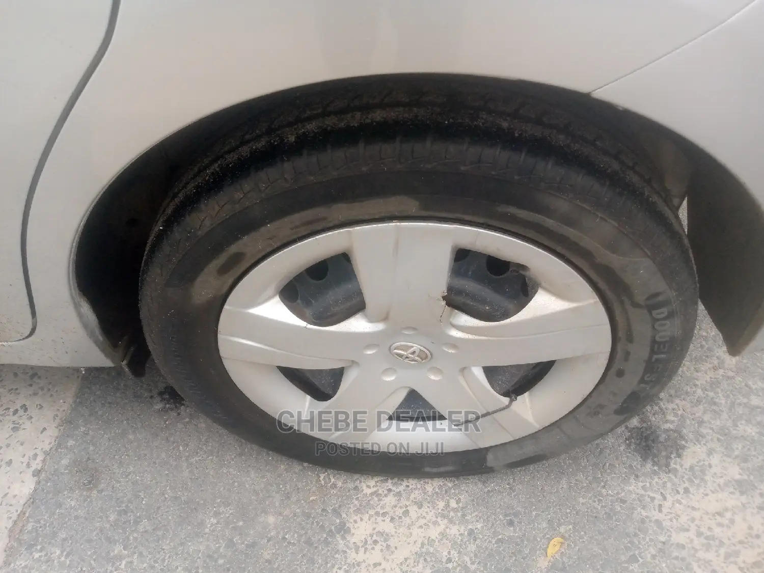 Toyota Ractis 2012 Silver