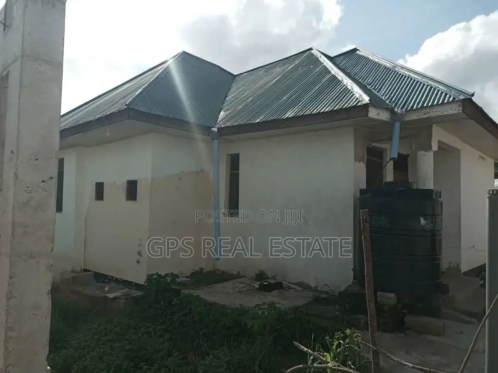 3bdrm House in Tegeta A, Kinondoni for Sale