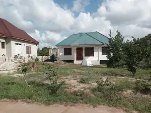 3bdrm House in Tegeta A, Kinondoni for Sale