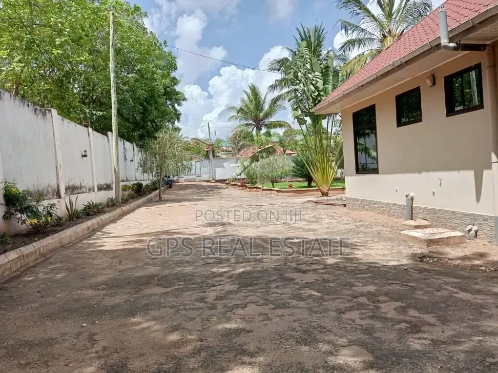 3bdrm House in Goba Kulangwa, Kinondoni for Sale