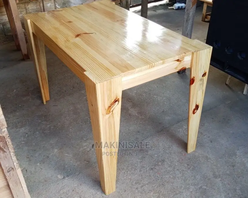 Dinner Table Nzuri Sana Simple