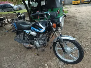 TVS HLX 125 2022 Blue