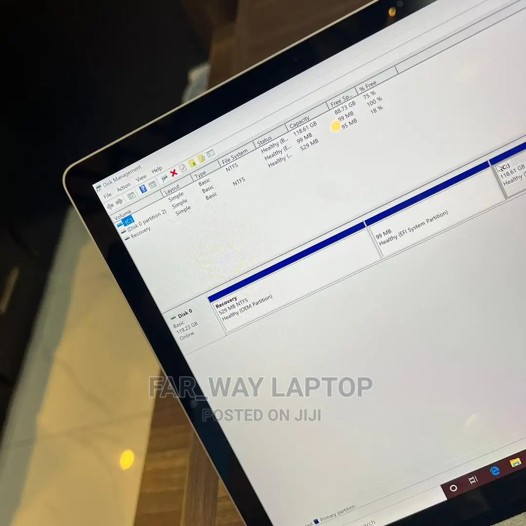 New Laptop Microsoft Surface 2 8GB Intel Core I5 SSD 256GB