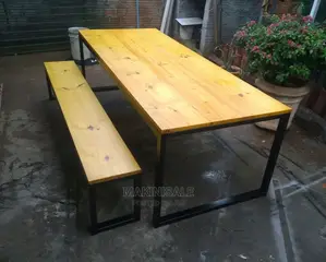 Dinner Table Nzuri Sana Simple