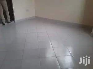 Ina Vyumba3, Master,Public Toilet,Jiko,Sebule Na Car Parking