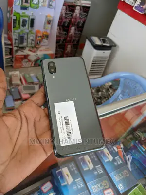 Sharp Aquos Sense 3 Plus SHV46 128 GB Black