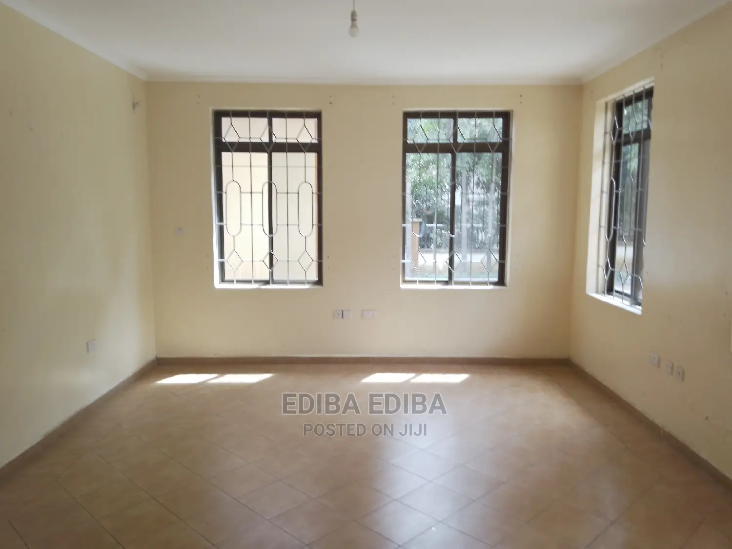 5bdrm House in Ediba Real Estate, Arusha for Rent