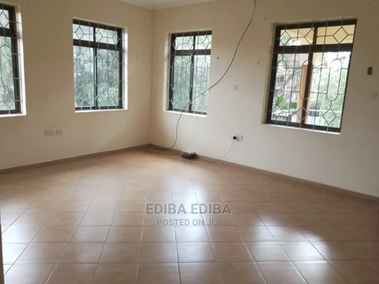 5bdrm House in Ediba Real Estate, Arusha for Rent