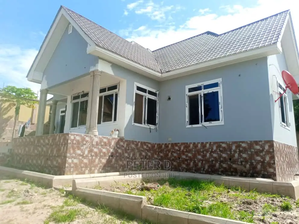 3bdrm House in Goba for Sale