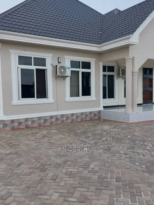 4bdrm House in Bunju for Sale