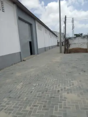 2600 Sqm Warehouse