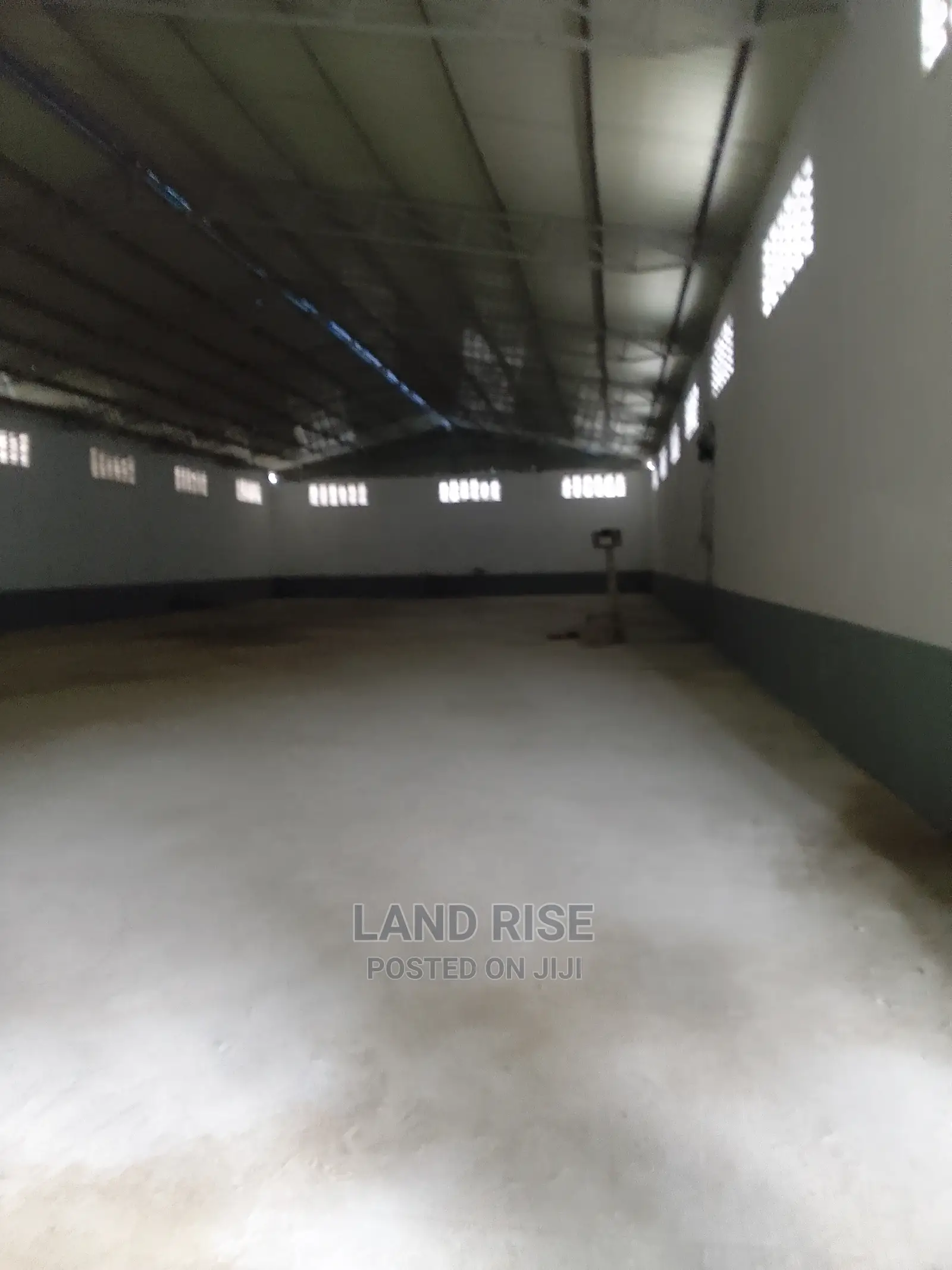 2600 Sqm Warehouse