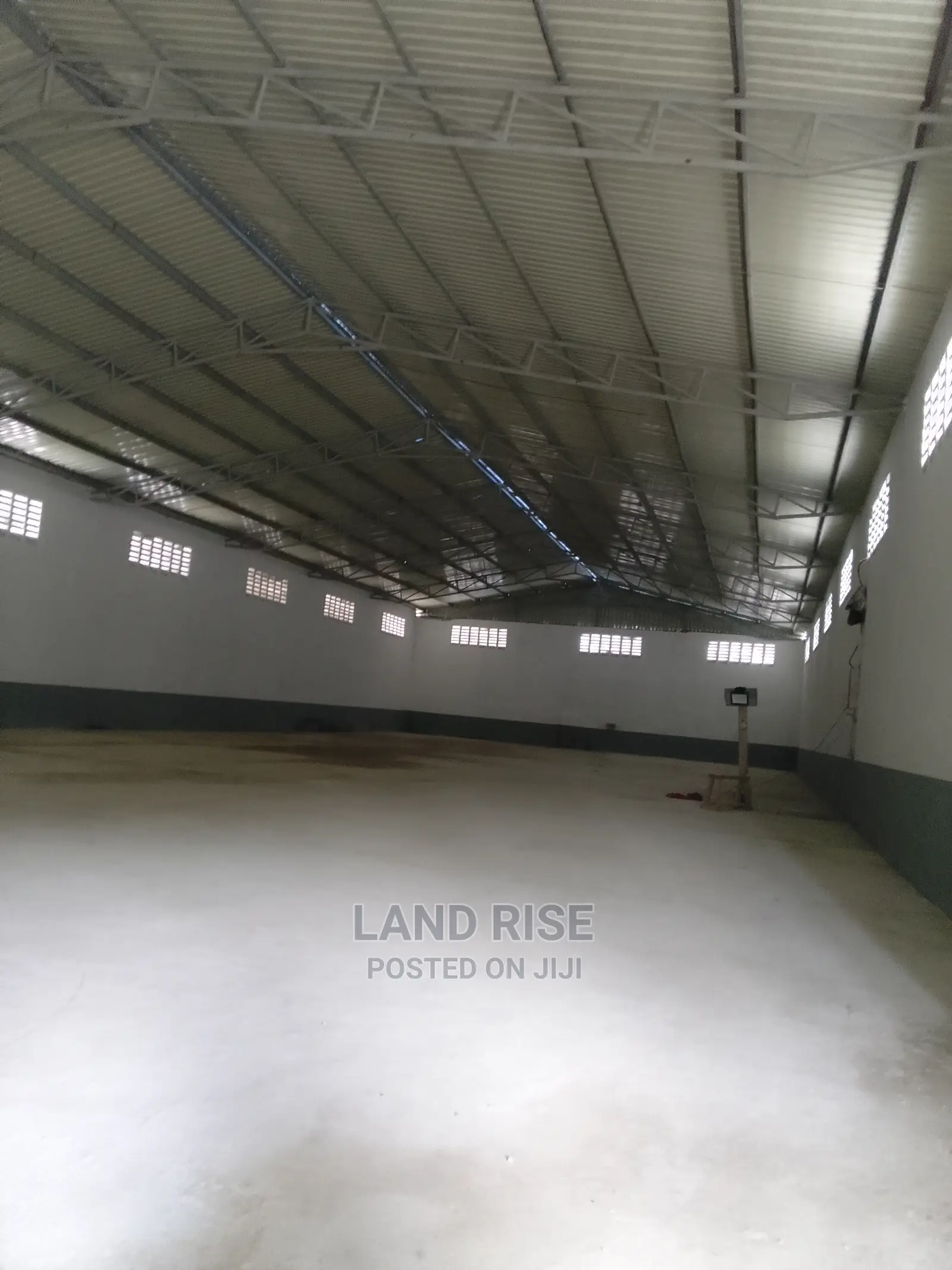 2600 Sqm Warehouse
