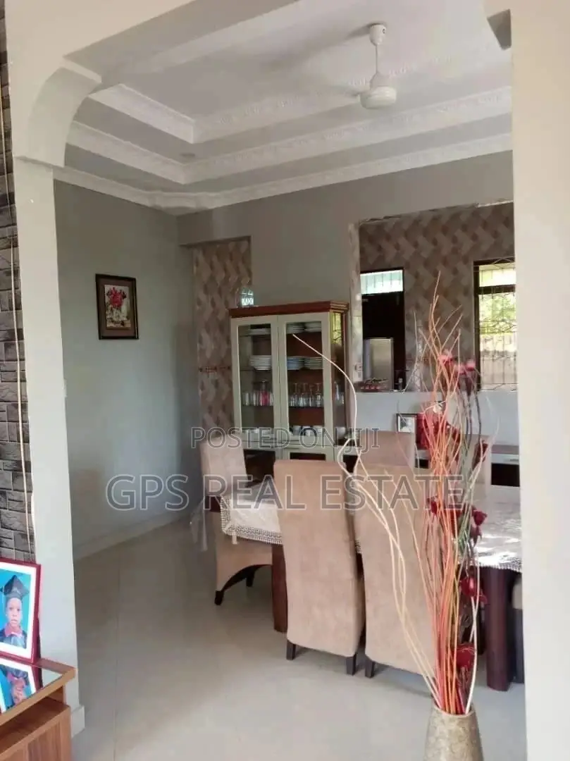 Big House In Goba For Sale