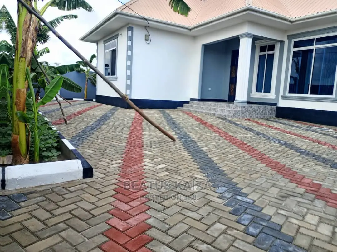 3bdrm Bungalow in Kigamboni Dege for sale