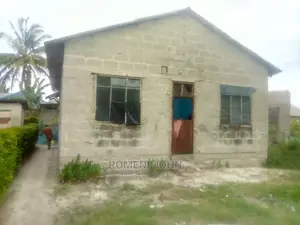5bdrm Townhouse/Terrace in Tanzania Daressalaam for Sale