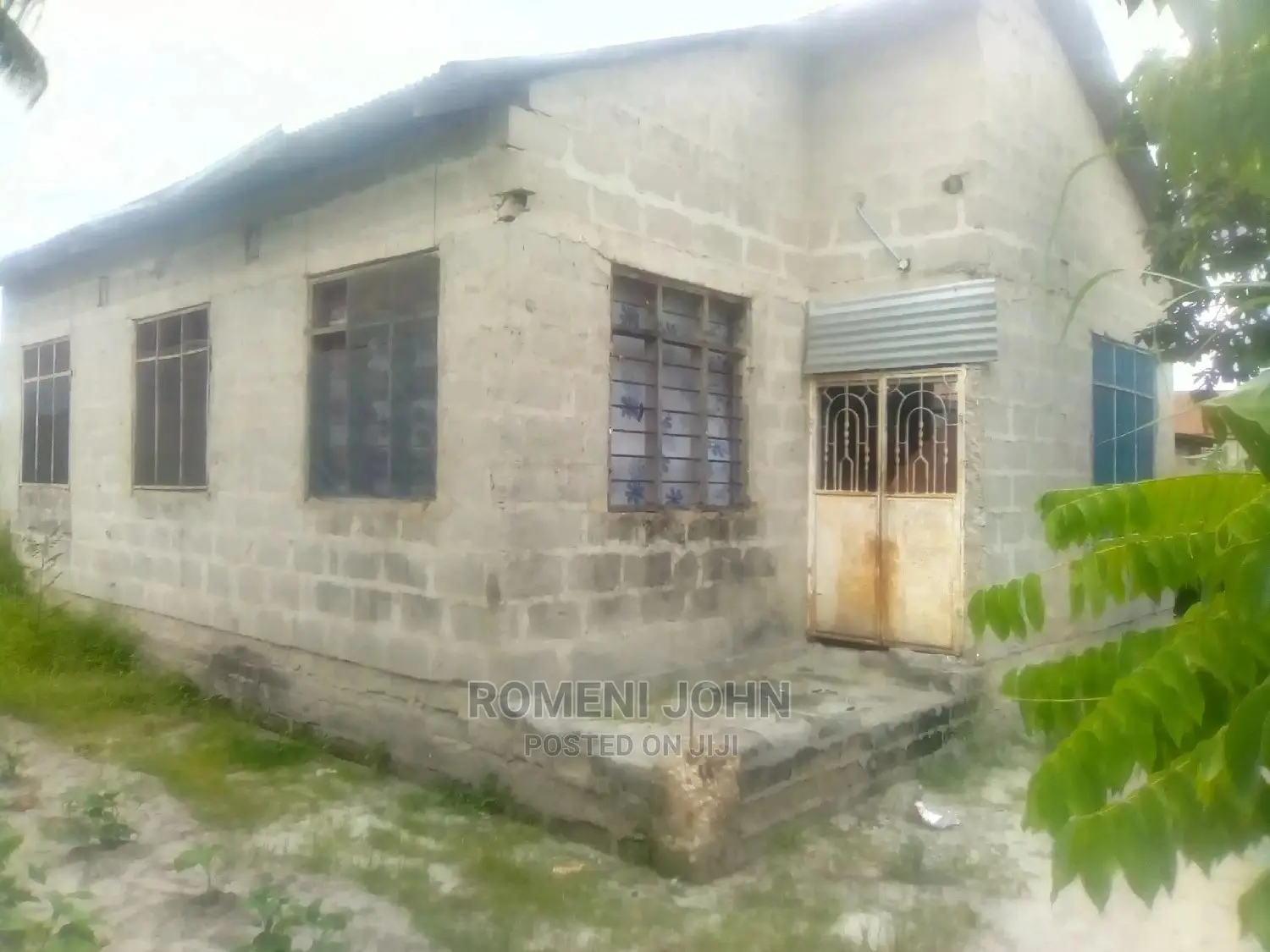 5bdrm Townhouse/Terrace in Tanzania Daressalaam for Sale