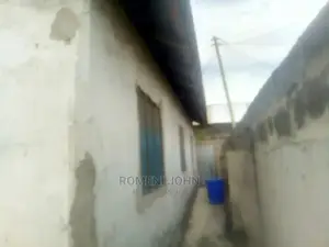 6bdrm Townhouse/Terrace in Tanzania Daressalaam for Sale