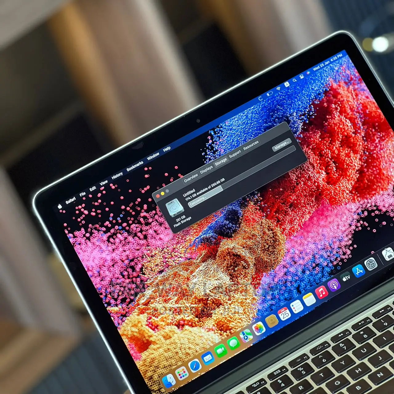 New Laptop Apple MacBook Pro 2015 8GB Intel Core I5 SSD 256GB