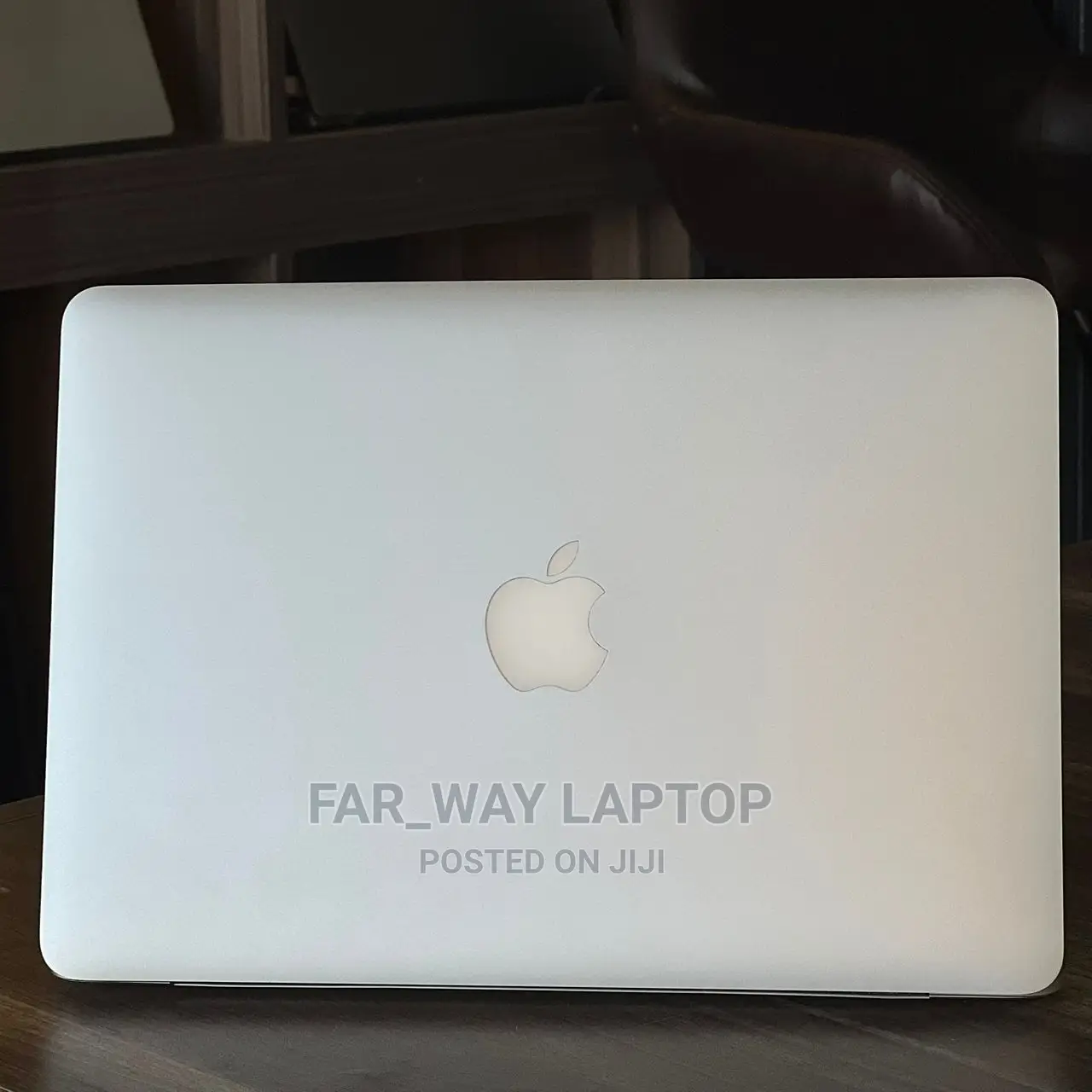 New Laptop Apple MacBook Pro 2015 8GB Intel Core I5 SSD 256GB