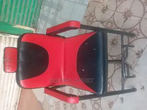 Scrubbing Chair