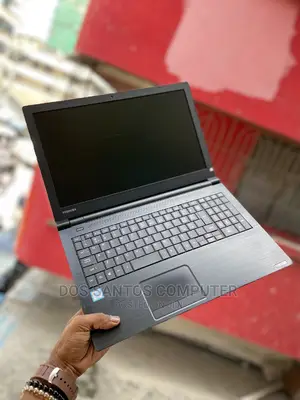 Laptop Toshiba 4GB Intel Core I3 HDD 500GB