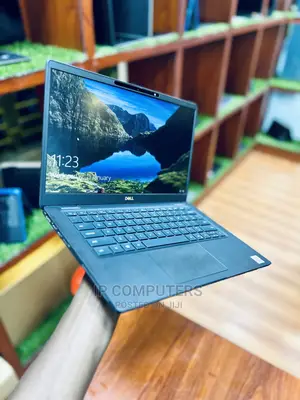 Laptop Dell Latitude 7300 16GB Intel Core I7 SSD 256GB