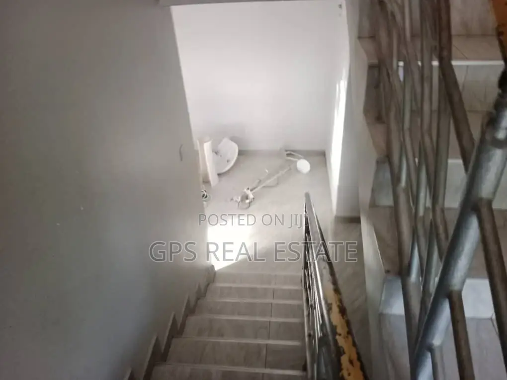 4bdrm House in Kinyerez Kifuru, Kinondoni for Sale