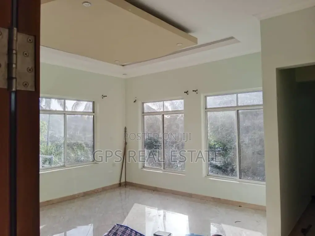 4bdrm House in Kinyerez Kifuru, Kinondoni for Sale