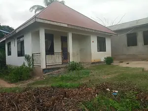 3bdrm House in Mbezi Makabe, Kinondoni for Sale