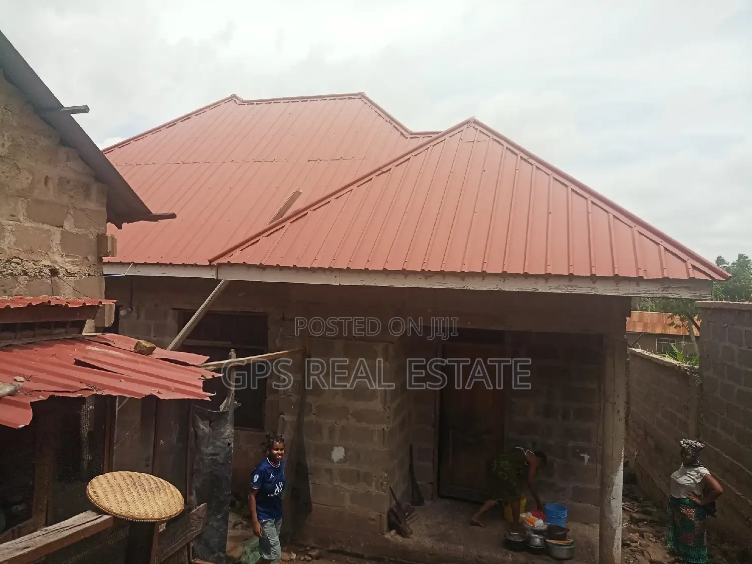 3bdrm House in Mbezi Makabe, Kinondoni for Sale