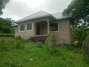 3bdrm House in Mbezi Makabe, Kinondoni for Sale