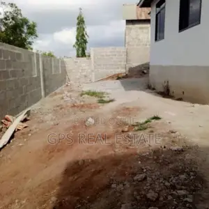 3bdrm House in Mbezi Kwa Msuguli, Kinondoni for Sale