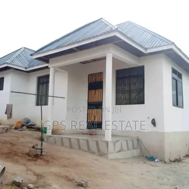 3bdrm House in Mbezi Kwa Msuguli, Kinondoni for Sale