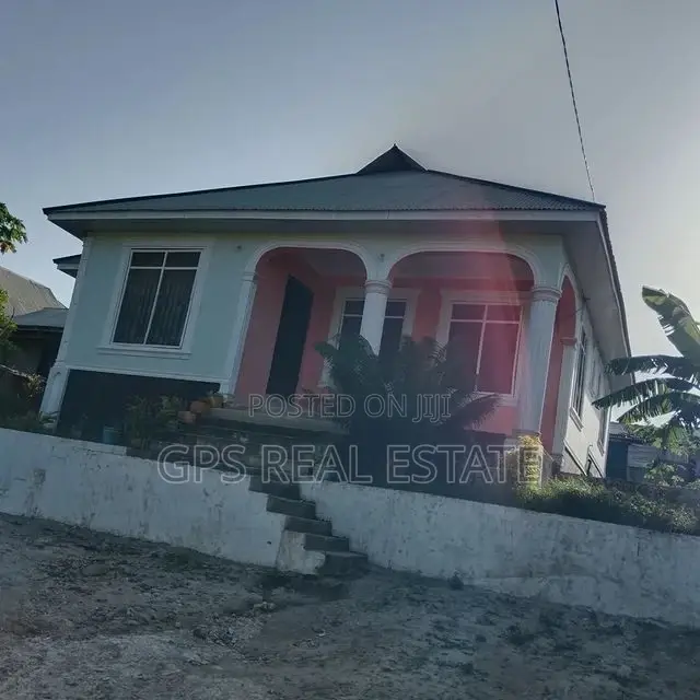 3bdrm House in Tegeta Namanga, Kinondoni for Sale