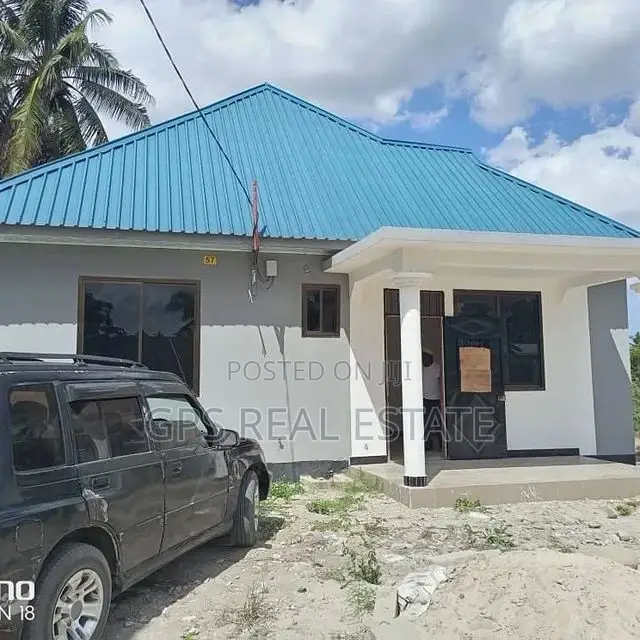 3bdrm House in Msongola, Kinondoni for Sale